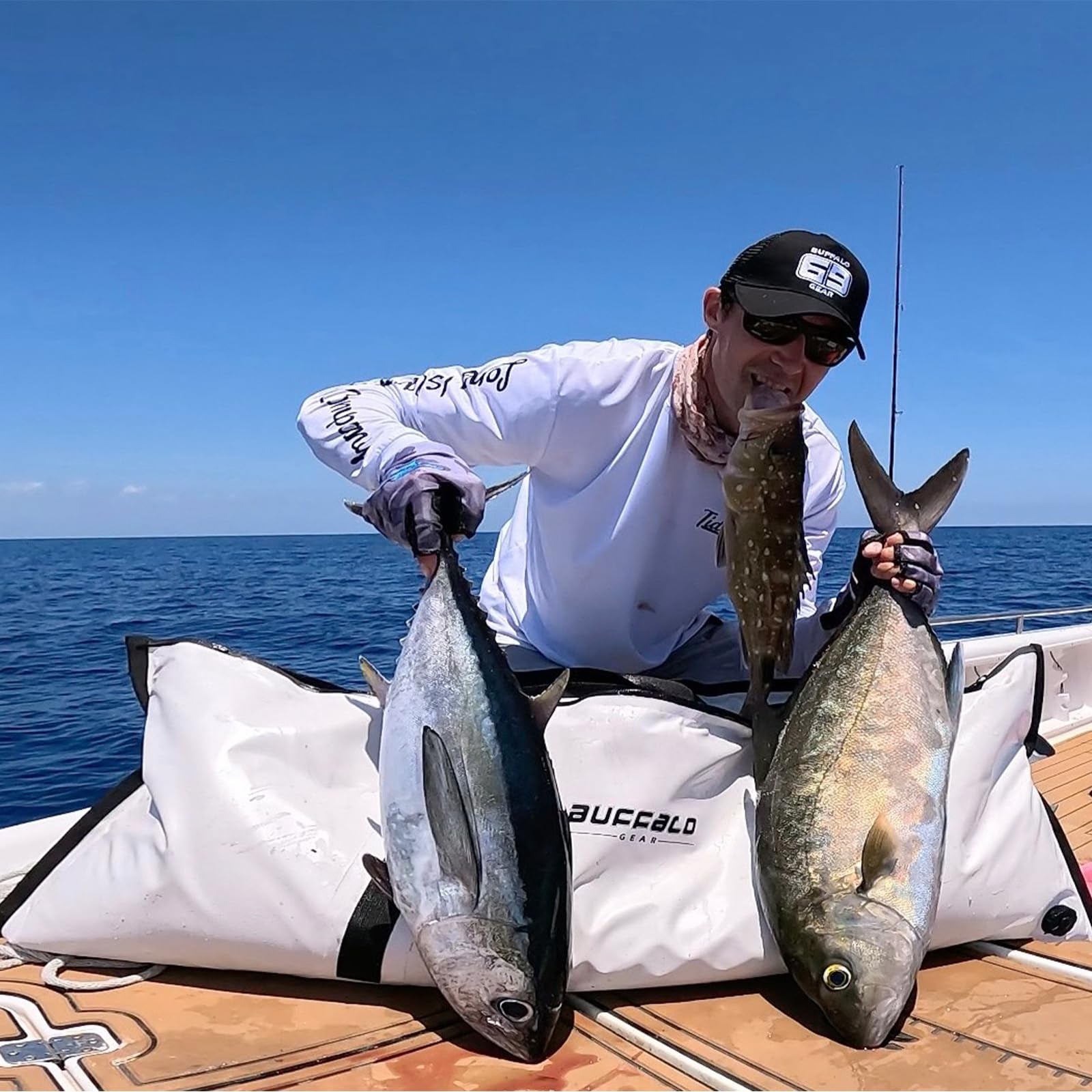 48x18'' Insulated Fish Cooler Bag - Buffalo Gear