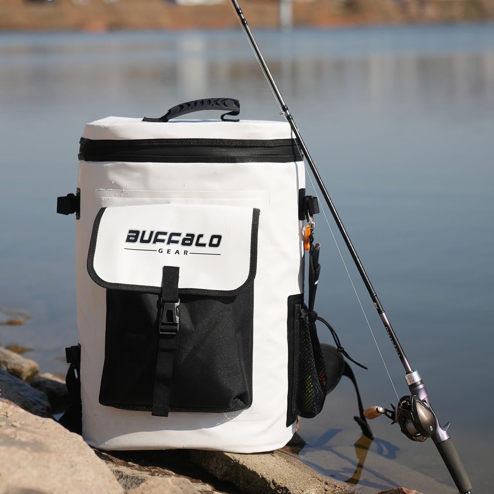 buffalo-gear-insulated-fish-cooler-backpack-30l-front-white