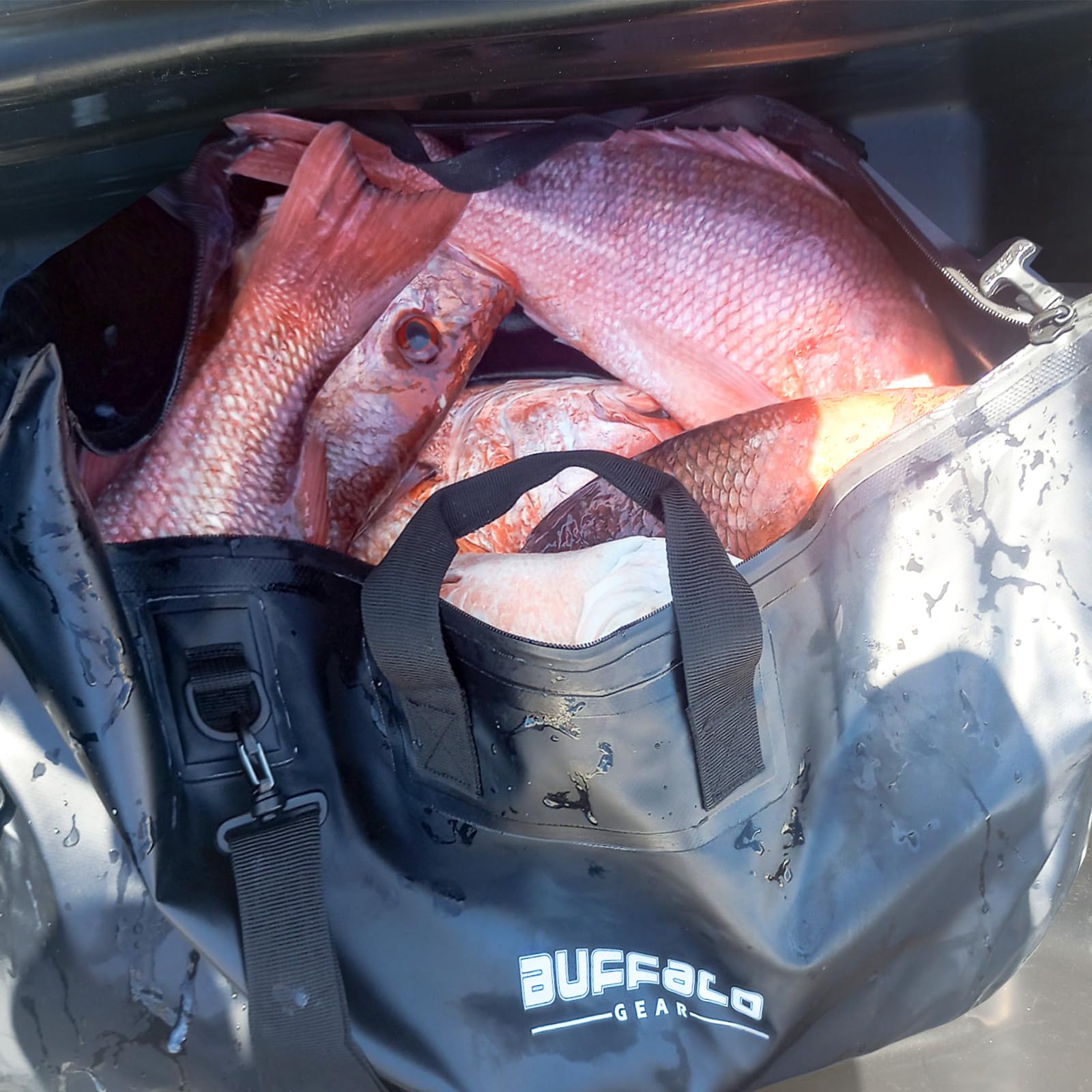 25'' Tournament Weigh In Black Fishing Bag With Waterproof Zipper - Buffalo Gear  